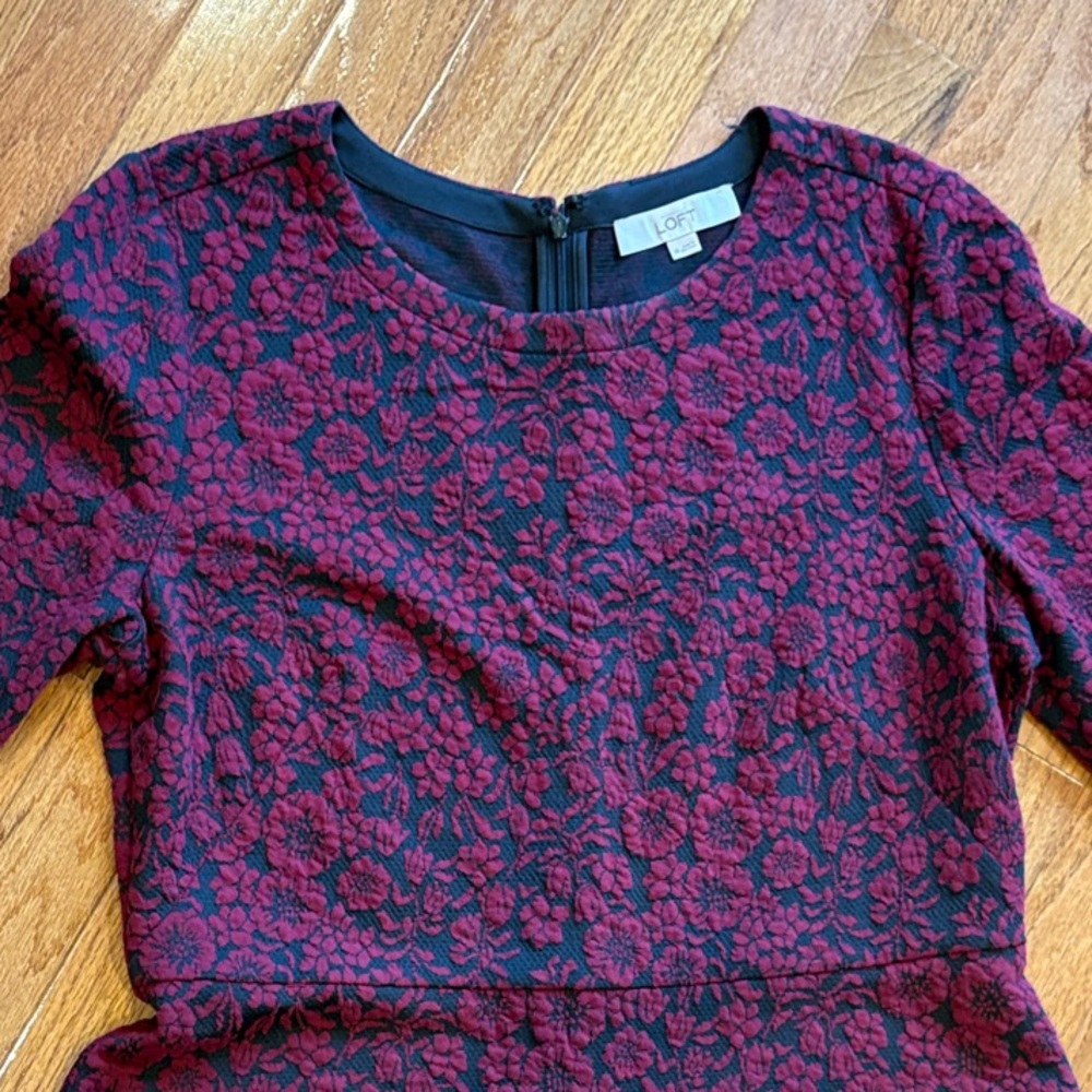 Elegant Loft Floral Dress Red Black flatter fitted upper a-line knee sz 14